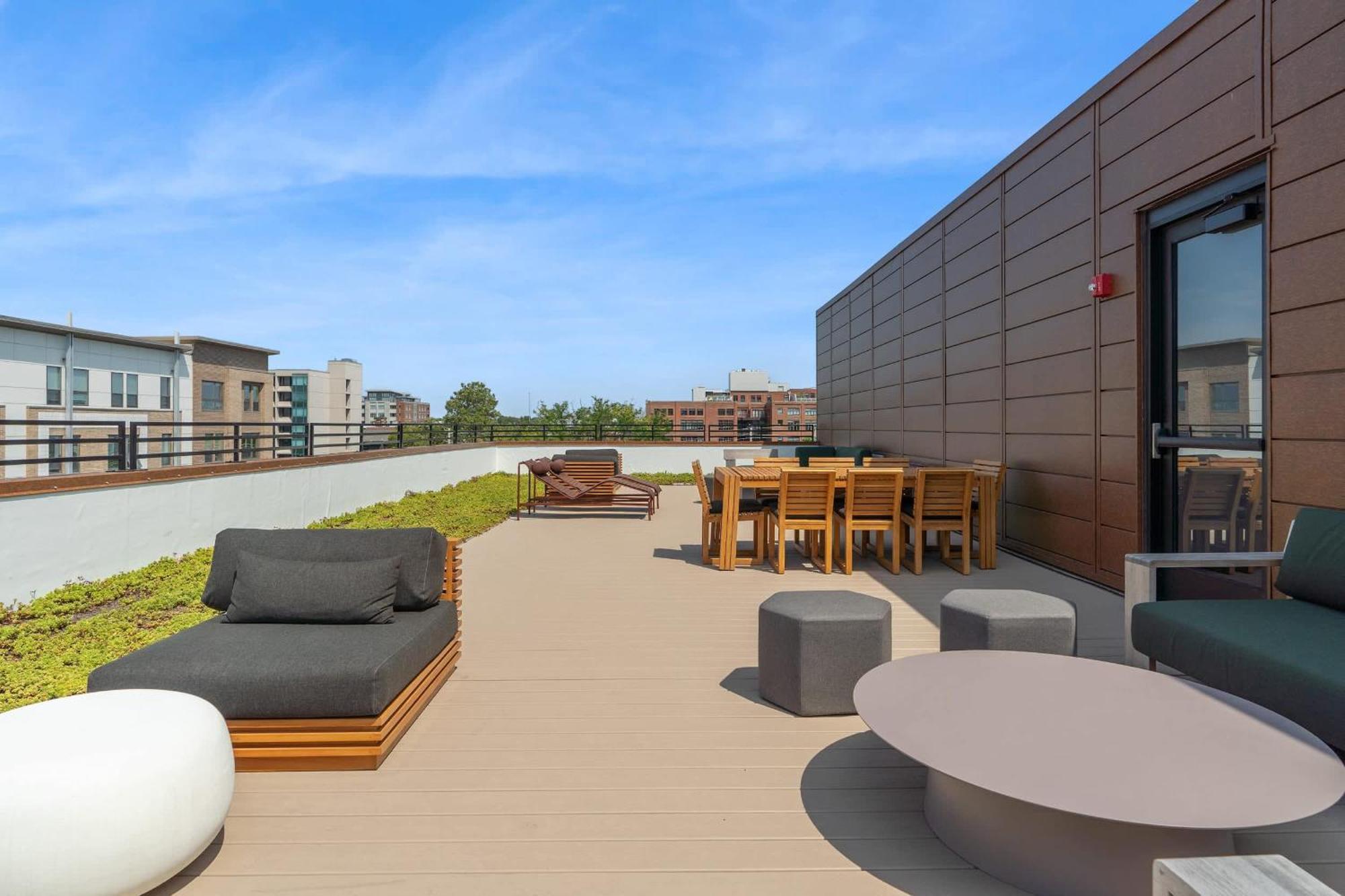 Cozysuites Mass With Parking Lounge & Roof Deck #40