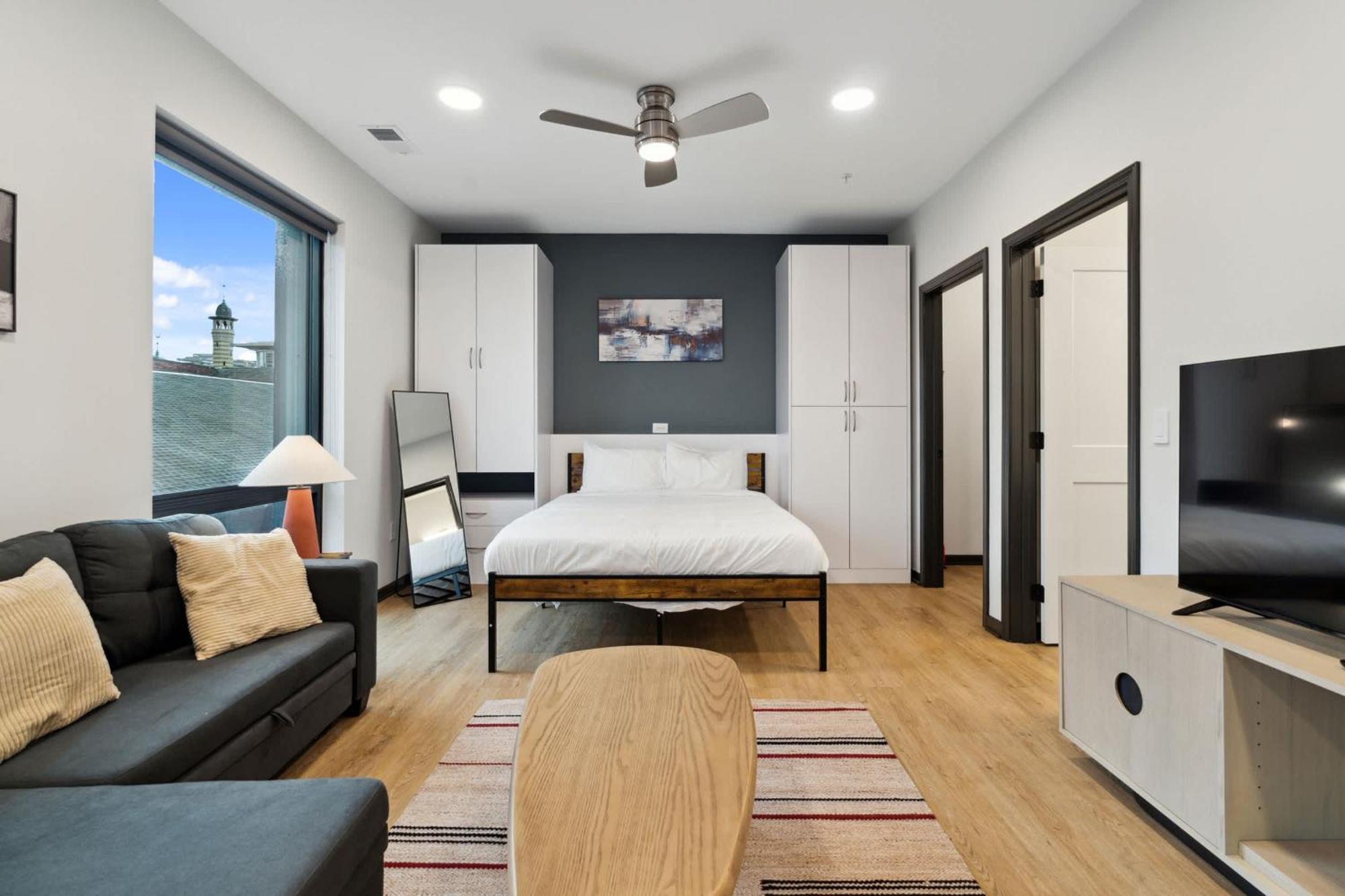 Cozysuites Mass With Parking Lounge & Roof Deck #40 Apartment Indianapolis